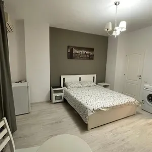 rezervați aici